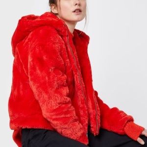 UGG Blaze Mandy Faux Fur Zip-Up Hoodie/Jacket Red sz M $NWOT